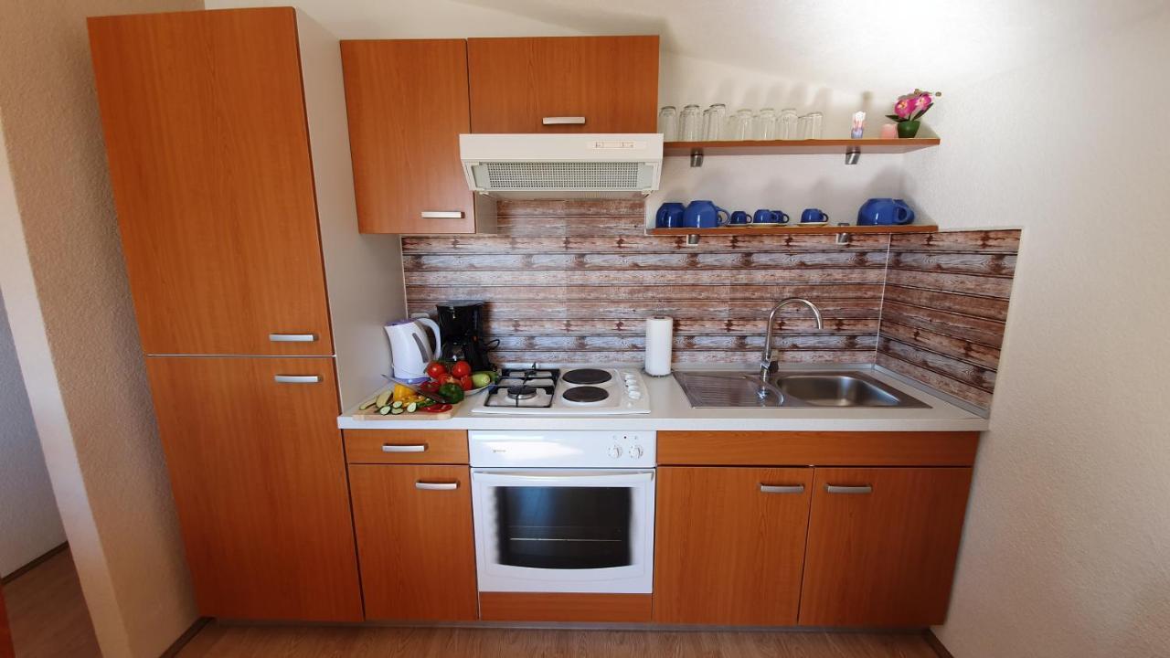 Apartments Sime Sukosan Luaran gambar