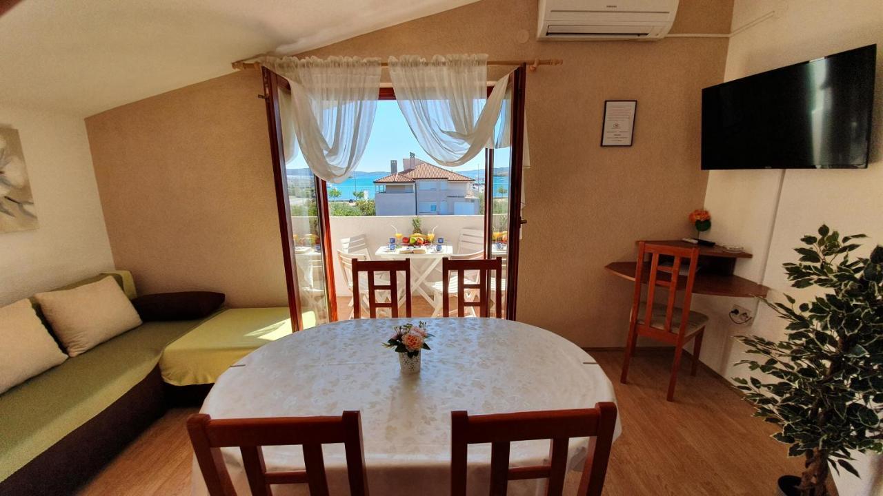 Apartments Sime Sukosan Luaran gambar